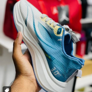 Men's Lightweight Running Shoes